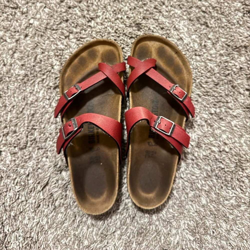 Birkenstock size 38 Red Mayari